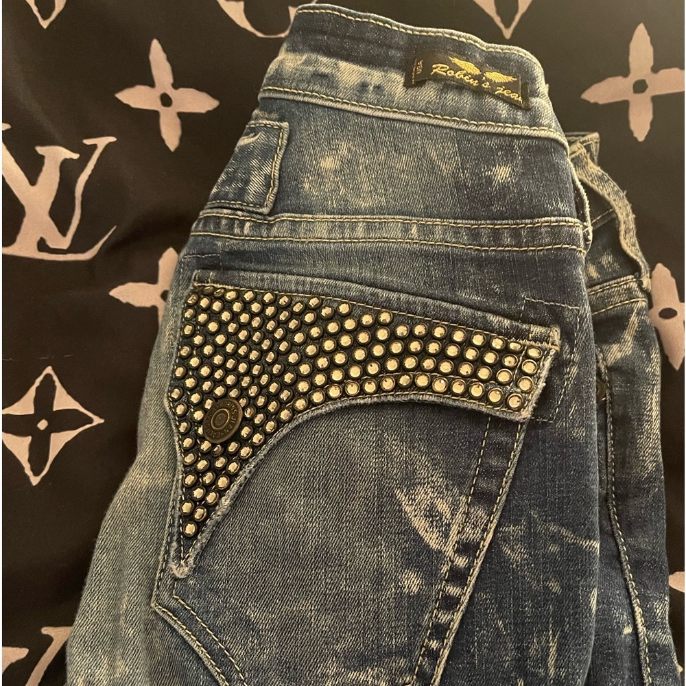 Selling like new designer robins jeans size 25